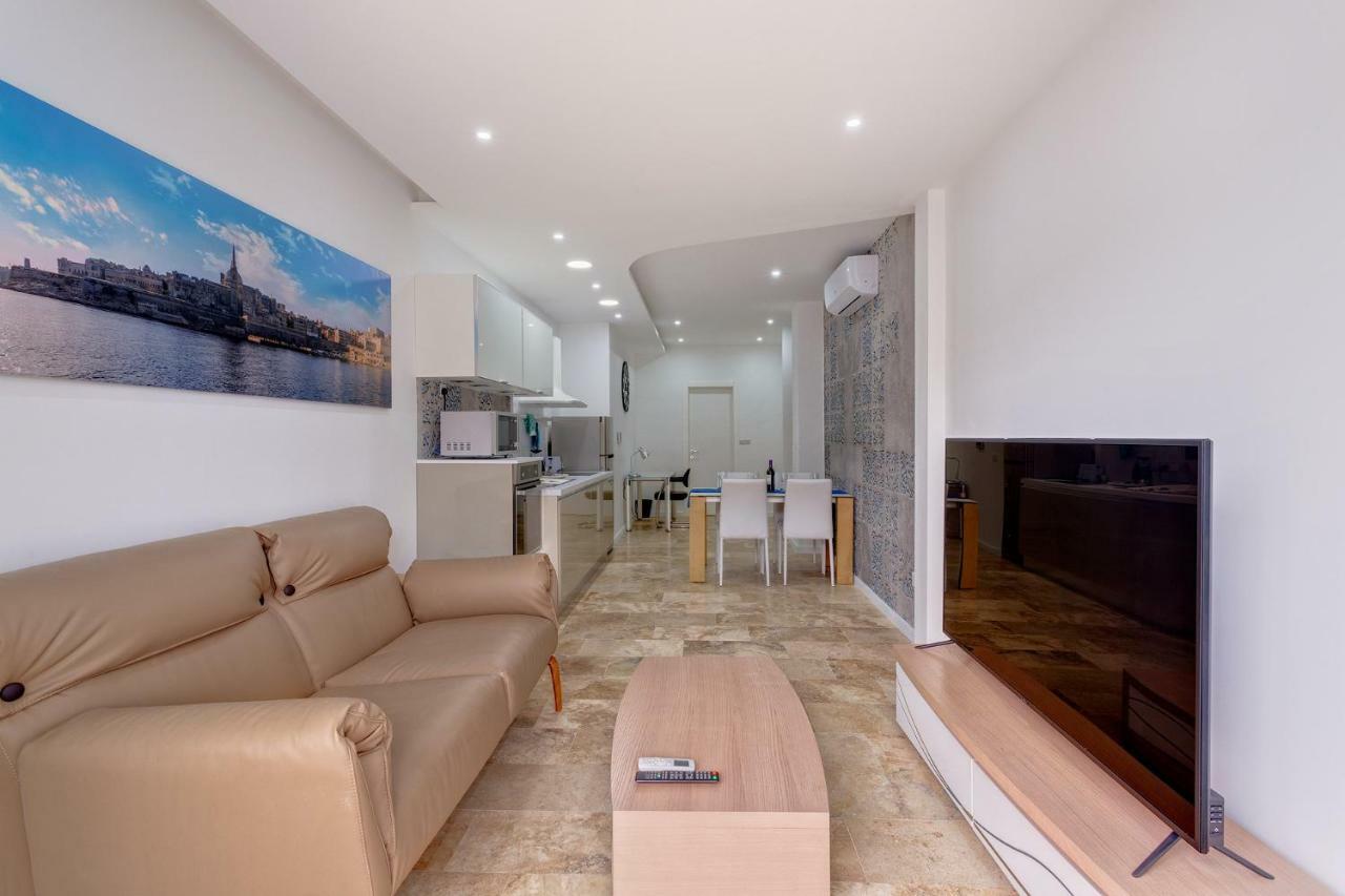 Modern 2 Bedroom Apartment In St Julians St. Julian's Exterior foto